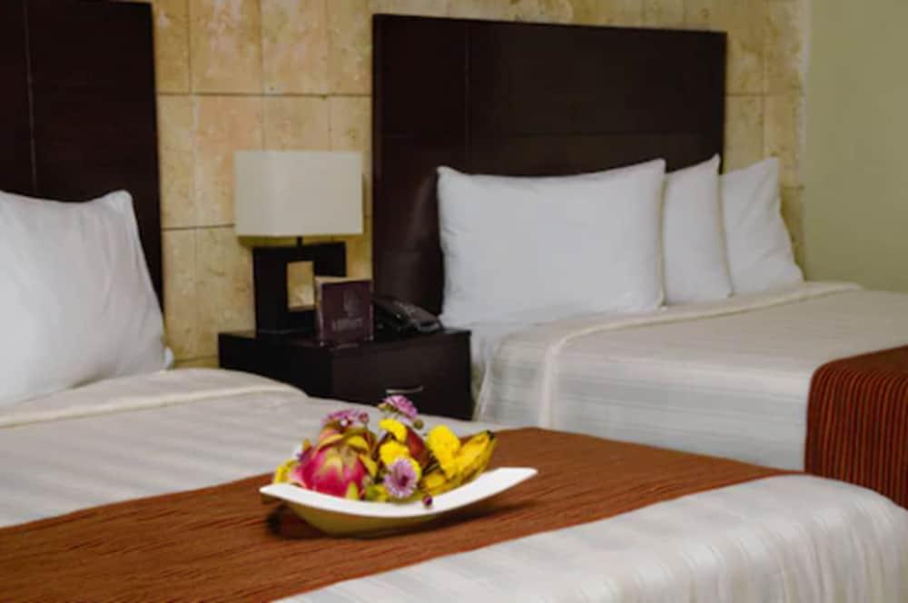 H177 Hotel Campeche Exterior foto